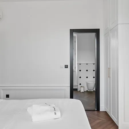1881 - Heritage Apartament